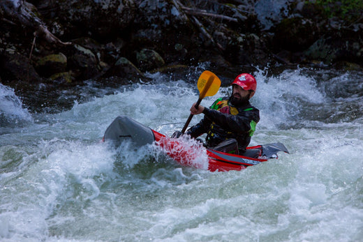 Single Raft Vs Kayaking Rafting vs. Kayaking: What’s the Difference?