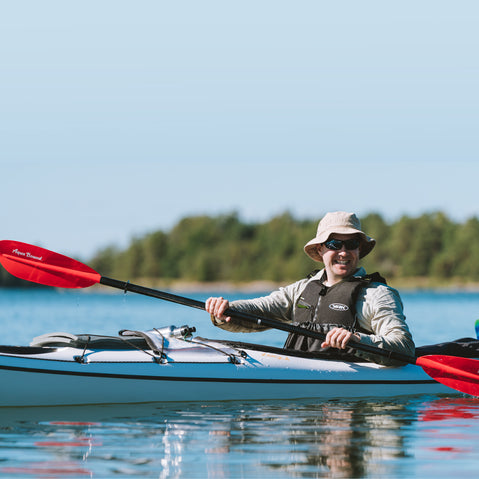 Aqua-Bound Sting Ray Fiberglass 4-Piece Kayak Paddle in Sunset Red used