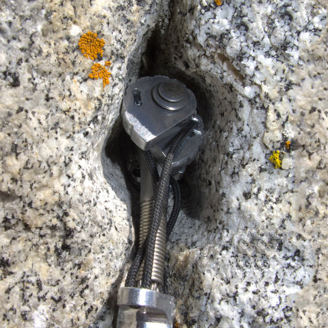 Metolius Ultralight Offset Master Cam placed