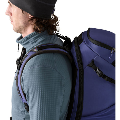 Patagonia Men's R1 Jacket in Utility Blue model detail