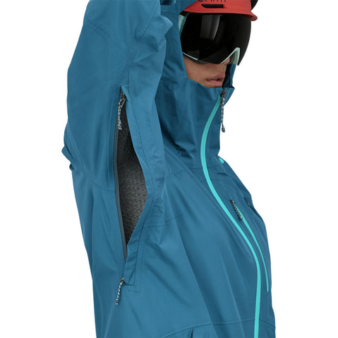 Patagonia Women's Powder Town Jacket model side zipper