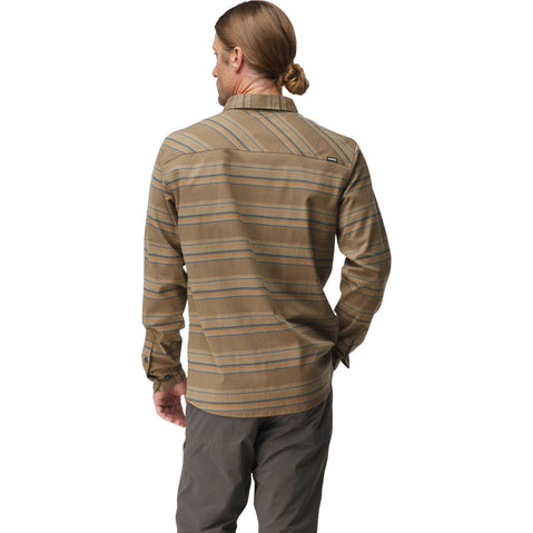 NRS Men's Campfire Flannel Shirt in Desert Horizon model back