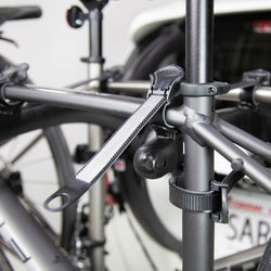 Saris Bones EX 2-Bike Trunk Rack strap