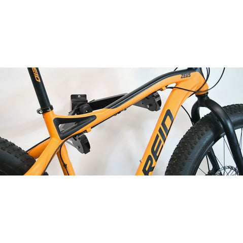 Malone Expo Wall Mount 1 Bike Storage Rack with bike loaded