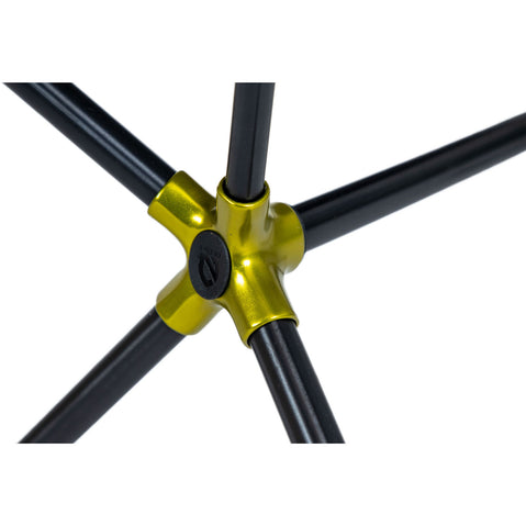 Nemo Moonlite Reclining Camp Chair in Black Pearl hub