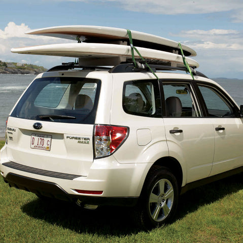 Malone Deluxe Stand-Up Paddle Board/Surfboard Roof Rack at the beach