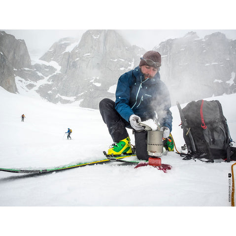 MSR Reactor 1.0L Stove System handle lifestyle