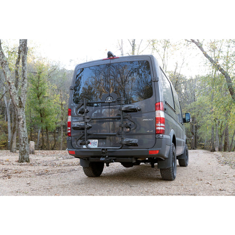 Kuat Transfer V2 3-Bike Hitch Rack in Black attach with car