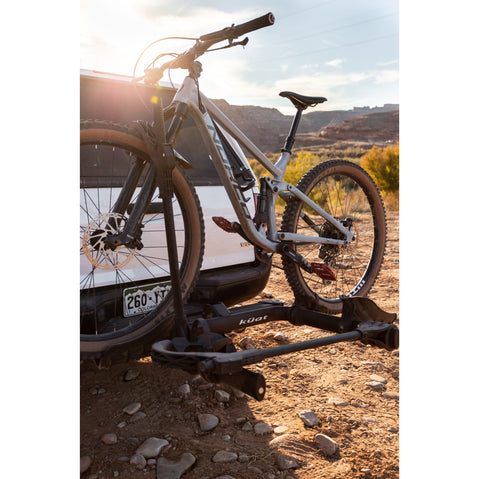 Kuat Transfer V2 1-Bike Hitch Rack in Black lifestyle