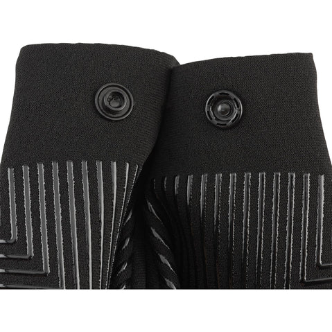 NRS Guide 1.5mm Neoprene Half-Finger Gloves in Black detail