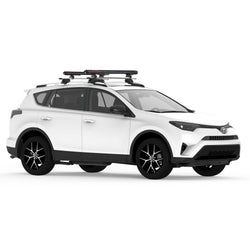Yakima Fat Cat 6 Evo Snowsports Rack installed on car front