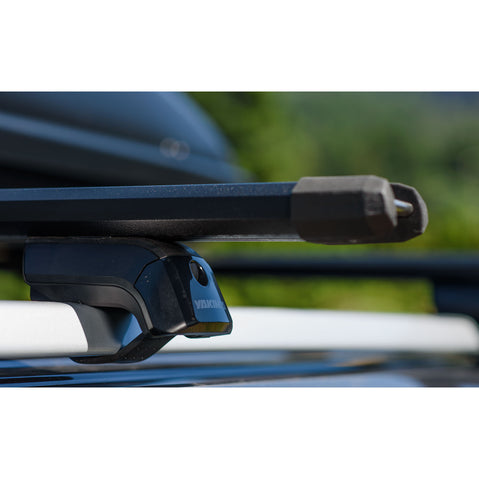 Yakima HD Bar Roof Rack Crossbars mounted on car side view