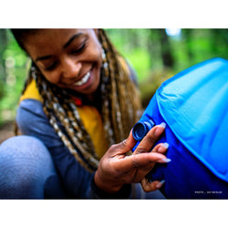 Therm-A-Rest MondoKing 3D Sleeping Pad in Blue lifestyle