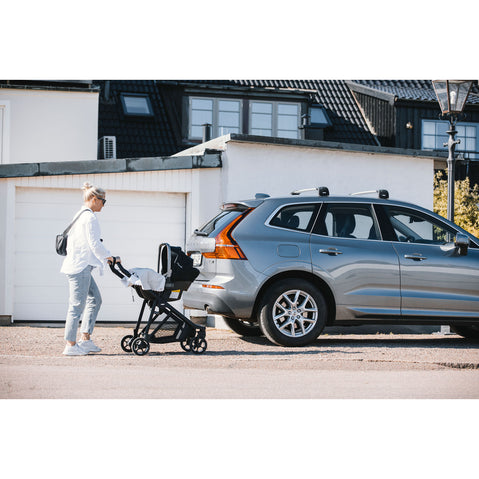 Thule Shine Stroller in Misty Rose/Black specs