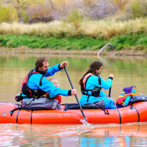 Aqua-Bound Shred Apart Carbon 4-Piece Packraft Paddle in Black lifestyle