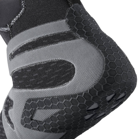 NRS Men's Freestyle Wetshoes in Black detail3