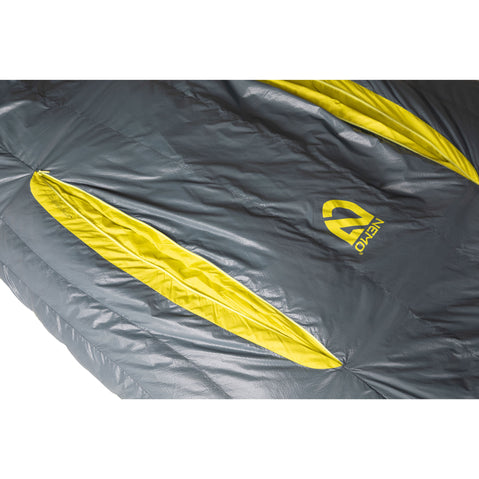 Nemo Men's Kayu 30-Degree Down Sleeping Bag zipper