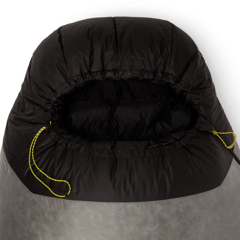 Mountain Hardwear Phantom 0 Degree Down Sleeping Bag in Glacial draft collar