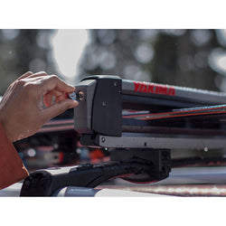 Yakima FreshTrack 6 Ski and Snowboard Carrier lock