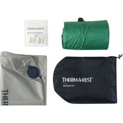 Therm-A-Rest NeoAir Venture Sleeping Pad in Pine contents