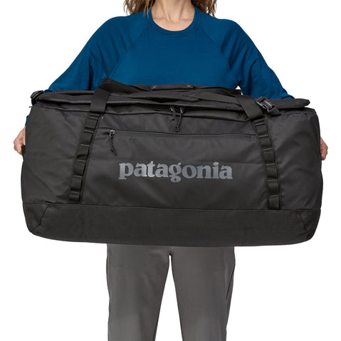 Patagonia Black Hole Duffel 100L in Black model open