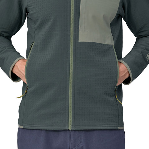Patagonia Men's R2 TechFace Jacket pocket