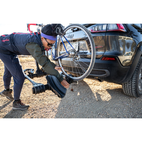 Kuat Transfer V2 1-Bike Hitch Rack in Black lifestyle