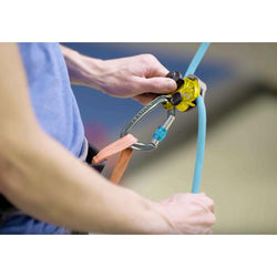 Trango Vergo Belay Device in Purple detail