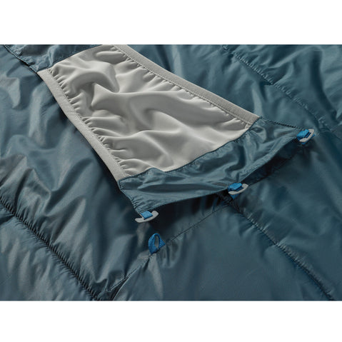 Therm-A-Rest Saros 20 Degree Synthetic Sleeping Bag in Stargazer detail
