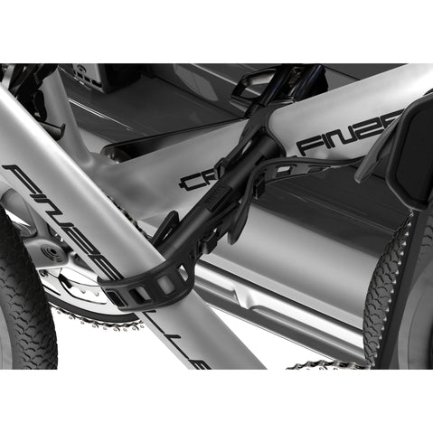 Thule OutWay Hanging 3 Bike Trunk Rack in Silver/Black lock