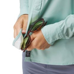 NRS Women's Guide Long-Sleeve Shirt glass cleaner