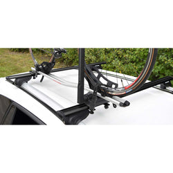 Malone AirFlow2 Universal Cross Rail System in Black with a bike attached