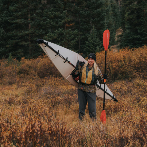 Aqua-Bound Sting Ray Hybrid Posi-Lok 4-Piece Kayak Paddle in Sunset Red lifestyle