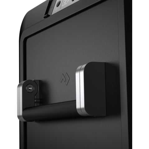Dometic CFX3 100 Powered Cooler handle