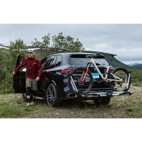 Thule Helium Platform XT 2 Bike Hitch Rack in Silver lifestyle