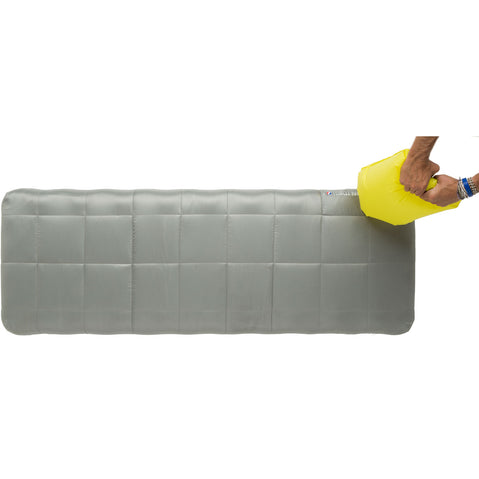 Big Agnes Circle Back Insulated Sleeping Pad in Shadow/Warm Olive cover and pumphouse side view