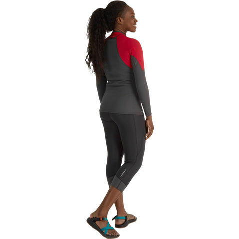 NRS Women's HydroSkin 0.5 Jacket in Graphite/Salsa model back