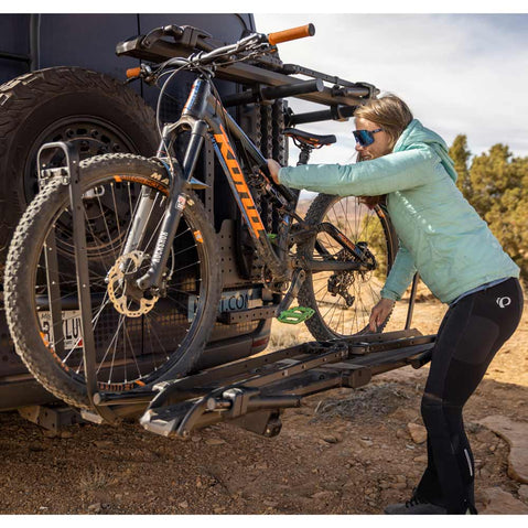 Kuat Piston Pro 2 Bike Hitch Rack biker loading bikes